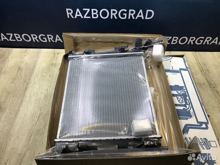 Радиатор охлаждения Kia Picanto TA МКПП