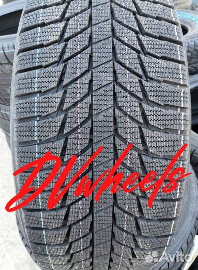 Triangle PL01 215/55 R18