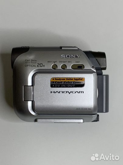 Цифровая видеокамера Sony DCR-HC 22 E
