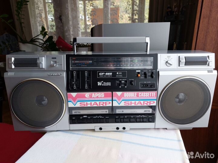 Кассетная магнитола Sharp GF - 565 Z