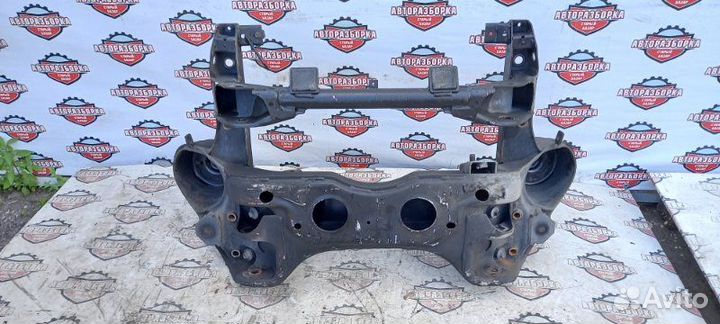 Балка под двс Mazda Titan WHF5T TF 2001