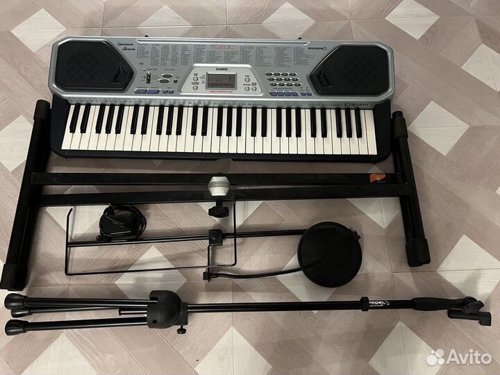 Синтезатор casio