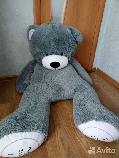 Большие плюшевые медведи