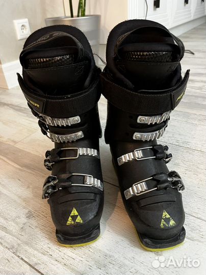 Горнолыжные ботинки