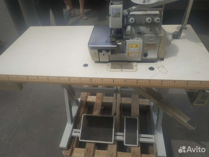 Краевка Pegasus оверлок с узким швом