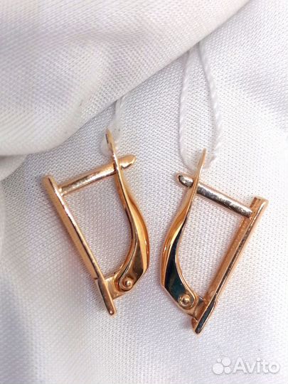 Золотые серьги с фианитом