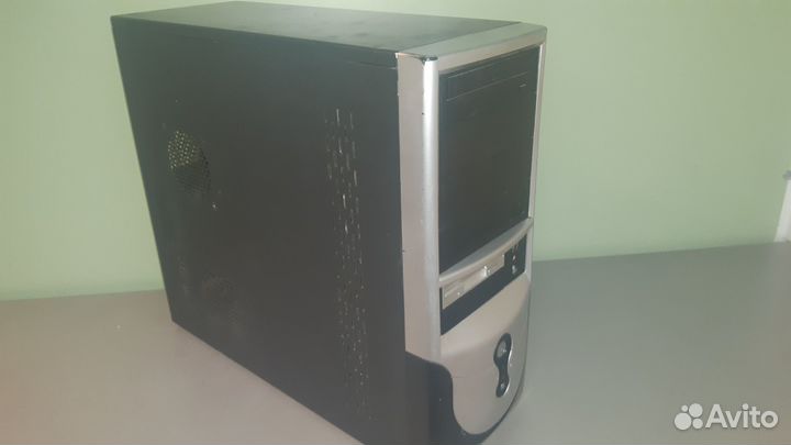 Intel Core Quad Q8200 DDR3 4Gb 500Gb GT640 2Gb