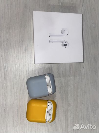 Наушники airpods