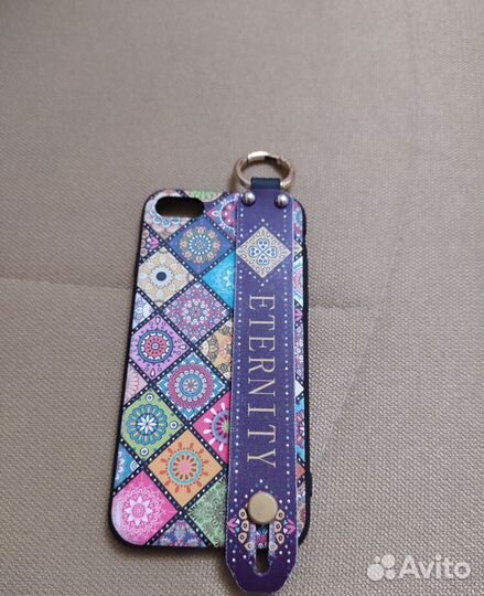 Чехлы для телефонов