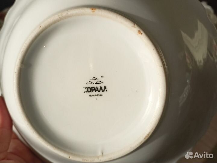 Тарелки разные