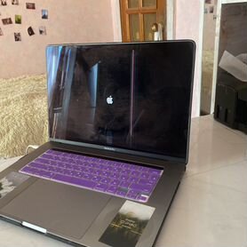 Macbook pro 15 2016 i7 16gb