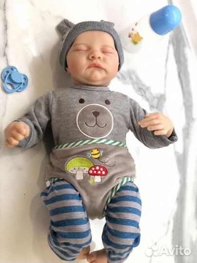 Кукла Реборн мальчик 50 см + вещи