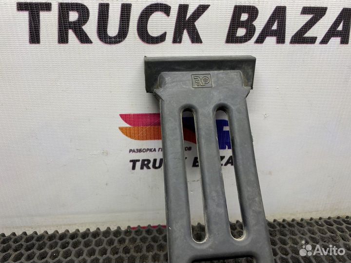 Крепёж крыла заднего