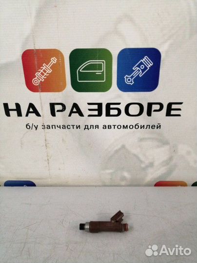 Форсунка Toyota Land Cruiser 200 2UZ-FE 2008