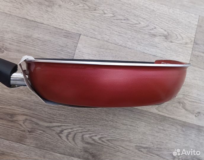 Новая Tefal сковорода 24 см