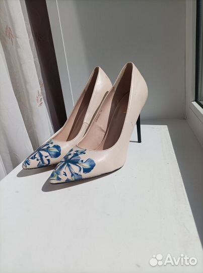 Туфли женские 39 размер