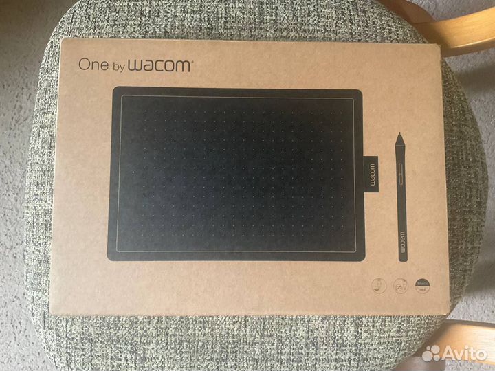 Графический планшет One by Wacom CTL - 672-N (M)