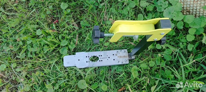 Держатель(крепление) датчика эхолота