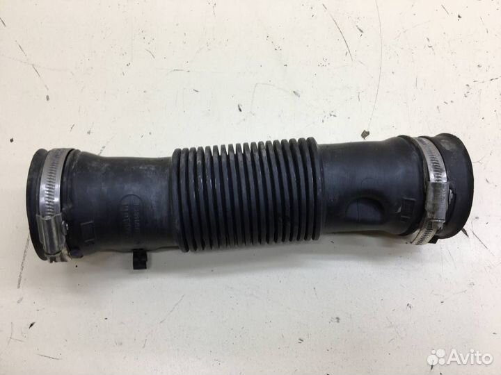 Патрубок воздушного фильтра Renault Duster HSA, HSM 2012