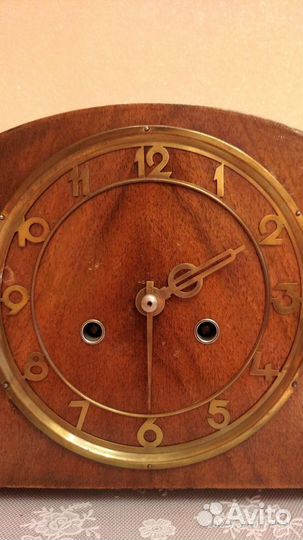 Каминные антикварные часы с ключом, Германия