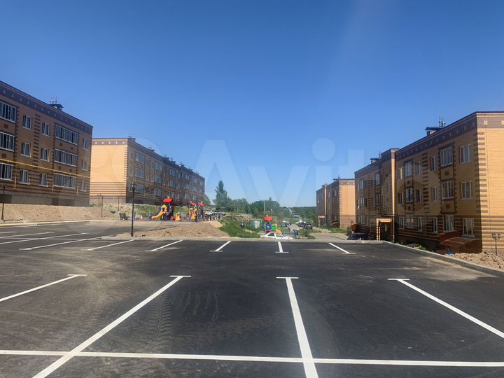 2-к. квартира, 52 м², 3/3 эт.