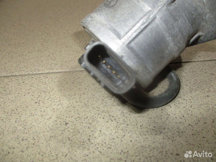 Клапан рециркуляции Toyota Land Cruiser 200