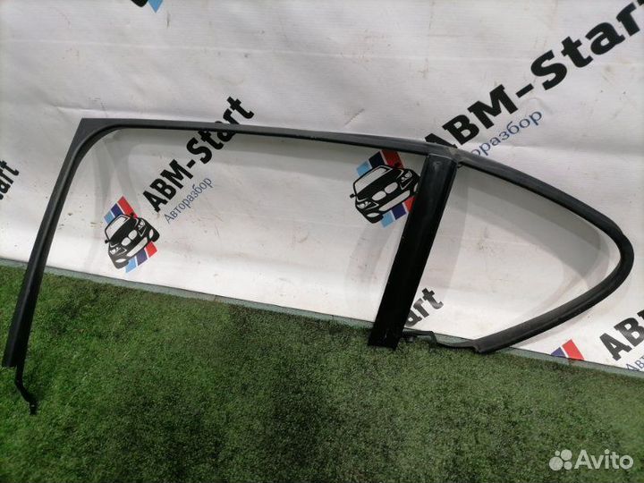 Накладка двери задняя левая Bmw 116I F20 N13B16A