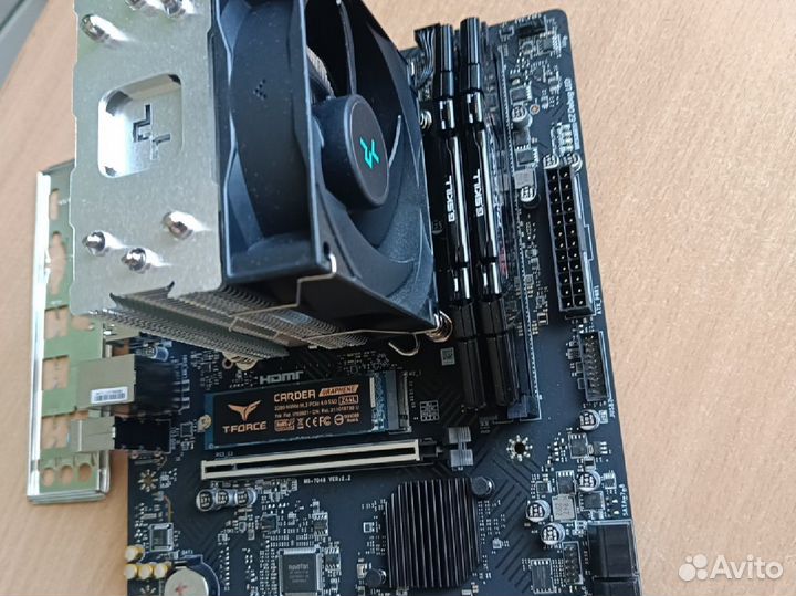 Комплект i5 12400f/h610/ddr4 16gb