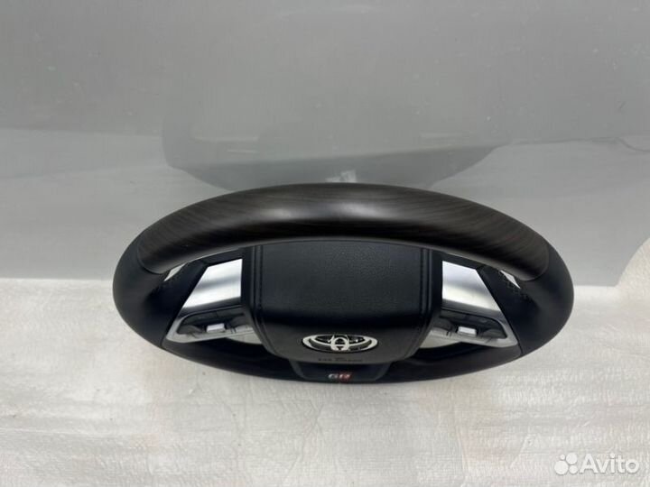 Рулевое колесо Toyota Land Cruiser 300 2021-2023