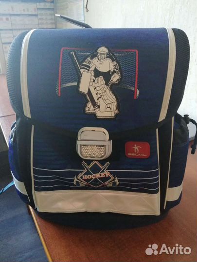 Школьный ранец для мальчика/рюкзак