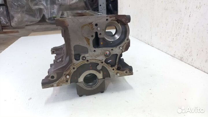 Блок цилиндров K7MA Renault