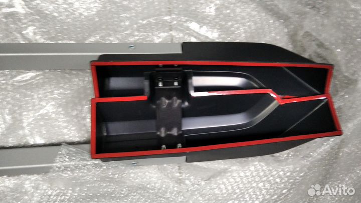 Рейлинги крыши LADA 4x4 (серебристый муар)