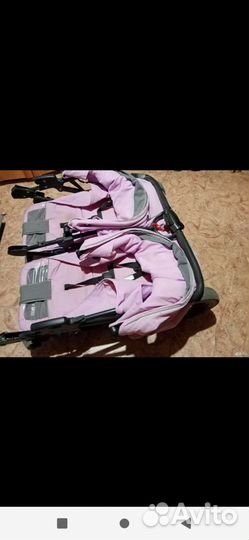 Коляска для двойни