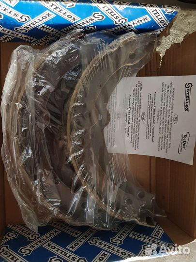 Тормозные колодки ст. тормоза Лексус 570 комплект