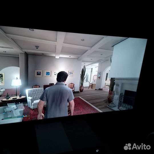 Xbox One s 1tb (без геймпада)