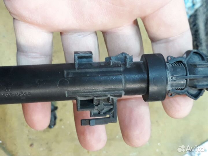 12-17 Ку5 Форсунка омывателя фары Левая audi Q5