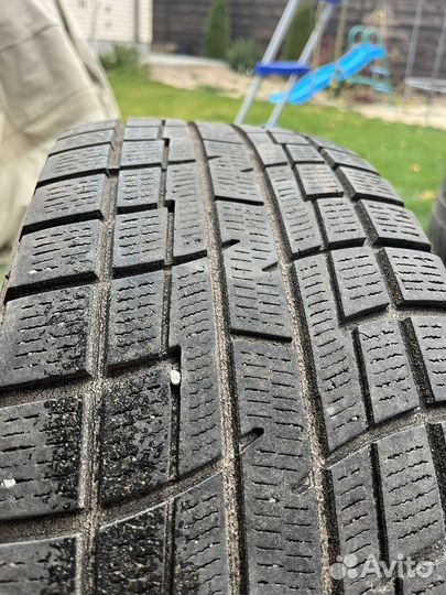 Yokohama Ice Guard IG30 225/60 R16