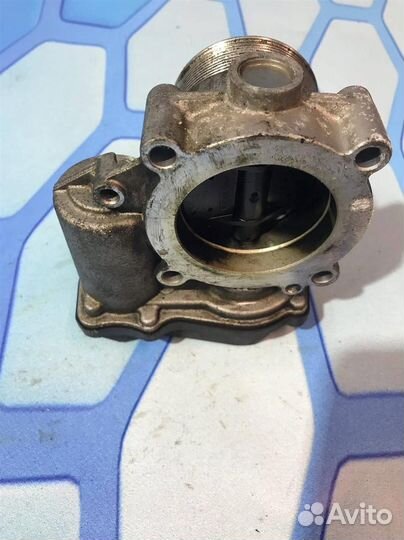 Дроссельная заслонка 06F133062Q