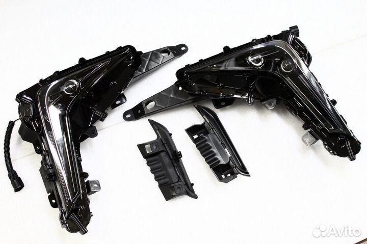 LX570 / LX450d 2016+ Туманки Black Vision M5EN7