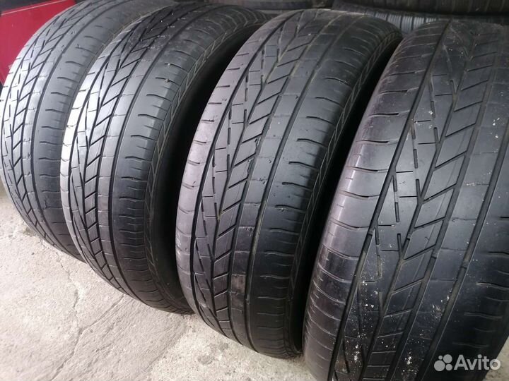 Goodyear Excellence 235/65 R17 104W