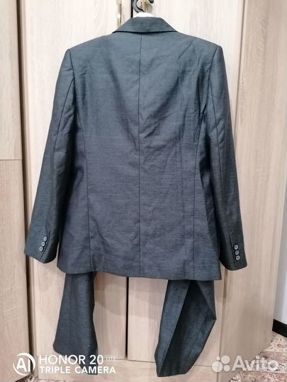 Костюм школьный