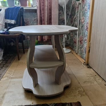 Журнальный столик