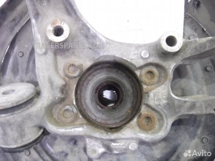 Кулак задний левый Ауди