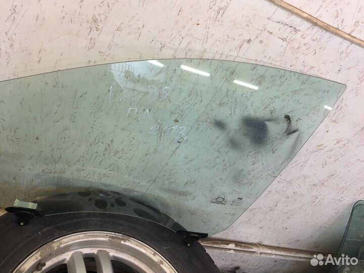 Стекло передней левой дверь Hyundai ix35