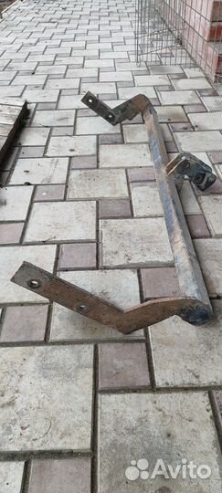 Фаркоп на renault duster