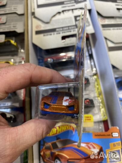 Hot wheels rise'n clinb