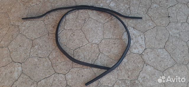 Уплотнитель капота Mercedes S-Class W221