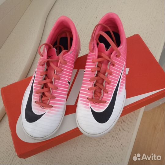 Футбольные бутсы nike mercurialр.33 (20,5 см)