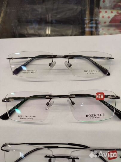 Красивая оправа оптика