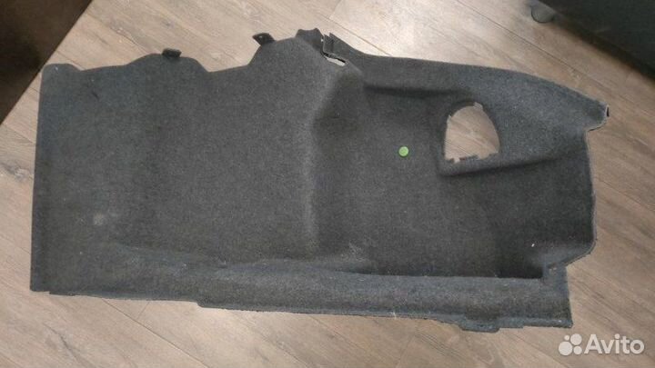 Обшивка багажника правая Bmw 650I E63 N62N 4.8